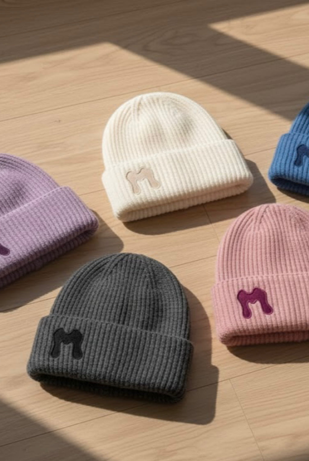 Movere Logo beanie